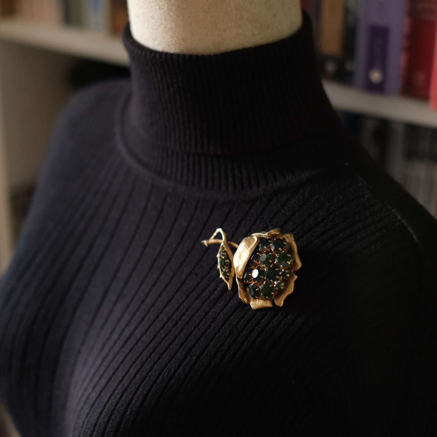 Vintage Gold-Tone Flower Brooch with Emerald Green Rhinestones