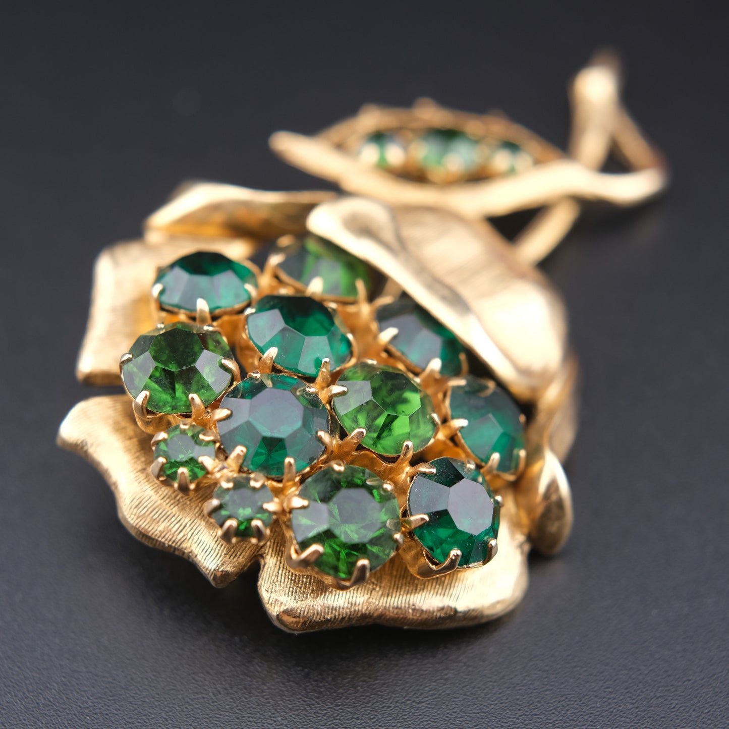Vintage Gold-Tone Flower Brooch with Emerald Green Rhinestones