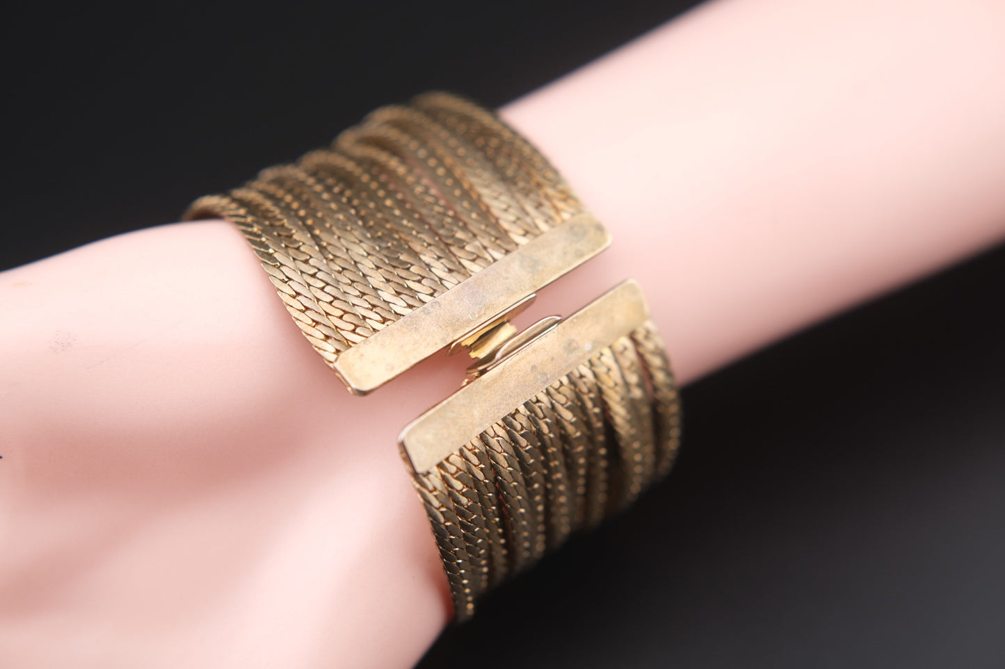 Vintage Cameo & Rhinestone Wide Mesh Bracelet – Statement Gold Tone Cuff