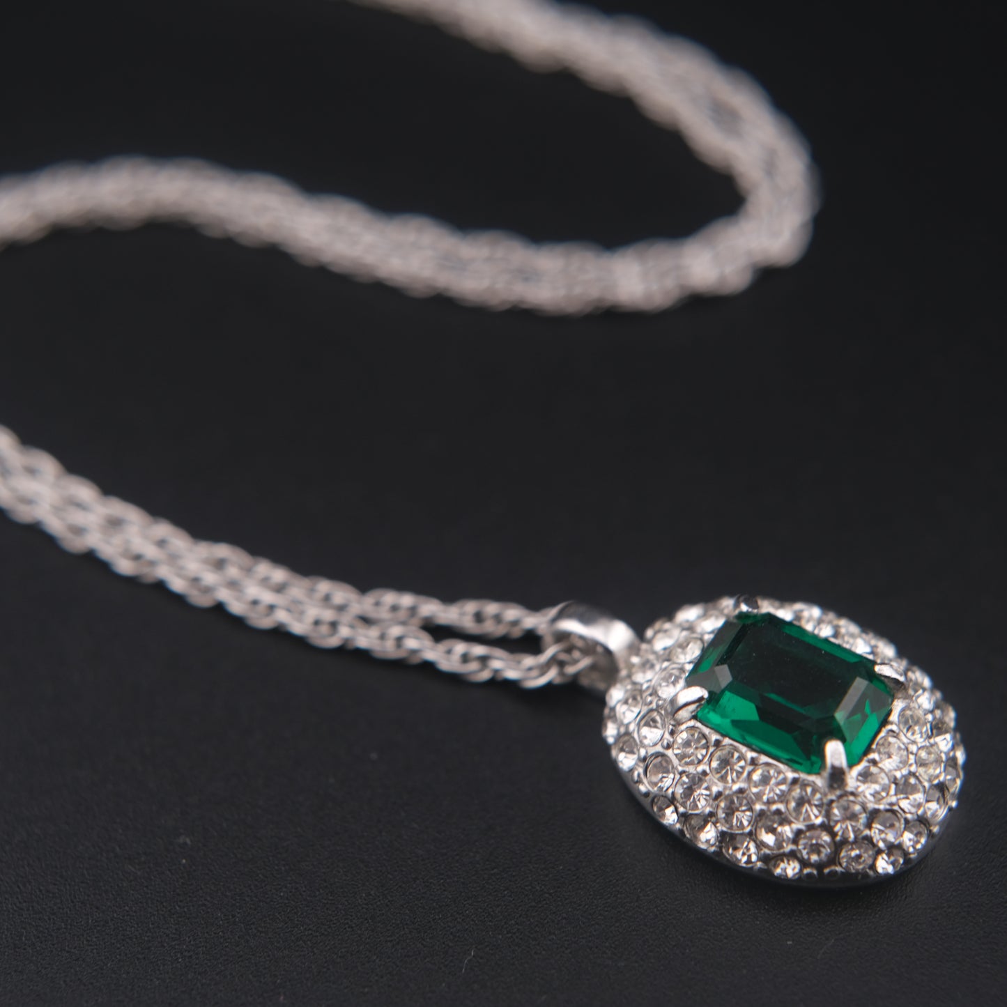 Emerald Green Crystal Pendant Necklace – Vintage Attwood & Sawyer (A&S) Silver Tone