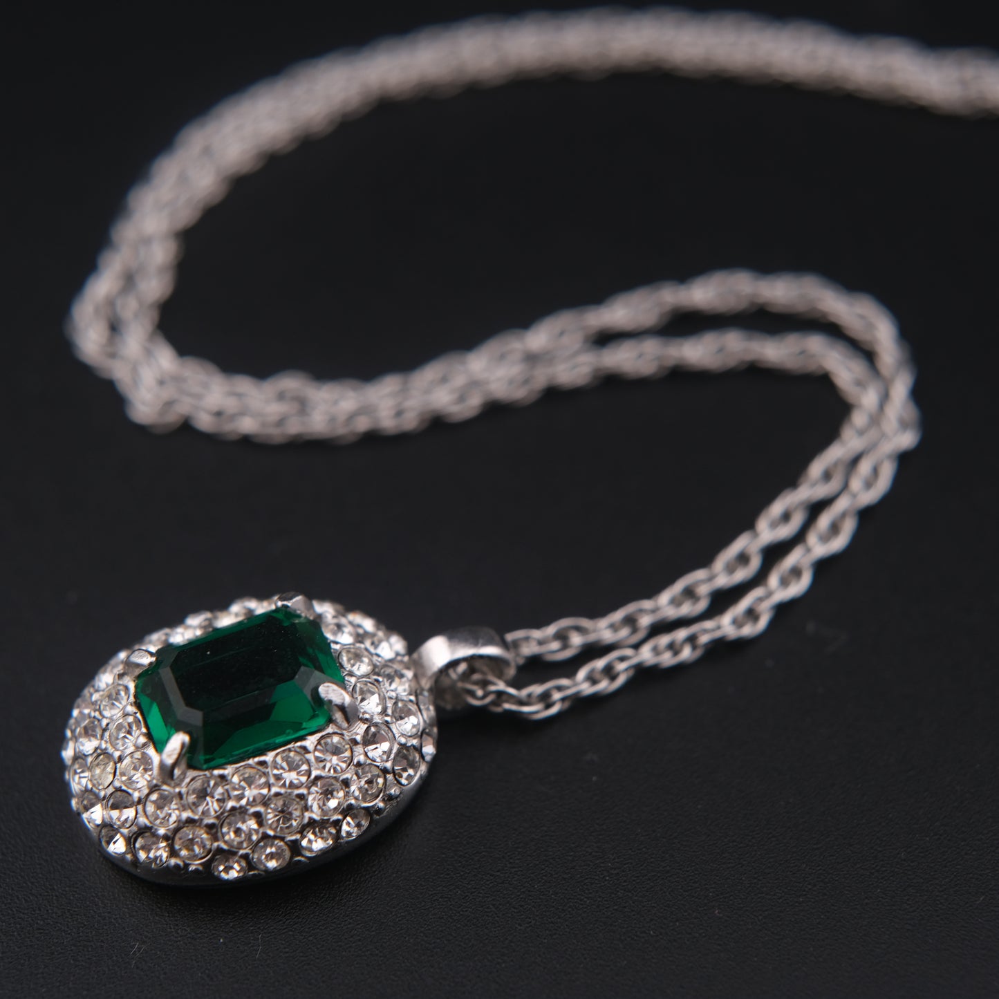 Emerald Green Crystal Pendant Necklace – Vintage Attwood & Sawyer (A&S) Silver Tone
