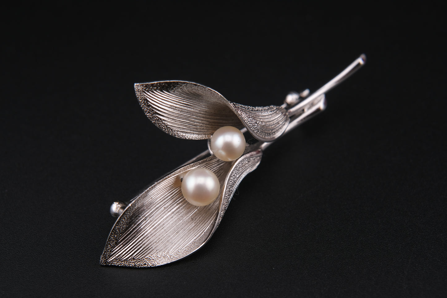 Vintage Mikimoto Sterling Silver Calla Lily Brooch with Cultured Akoya