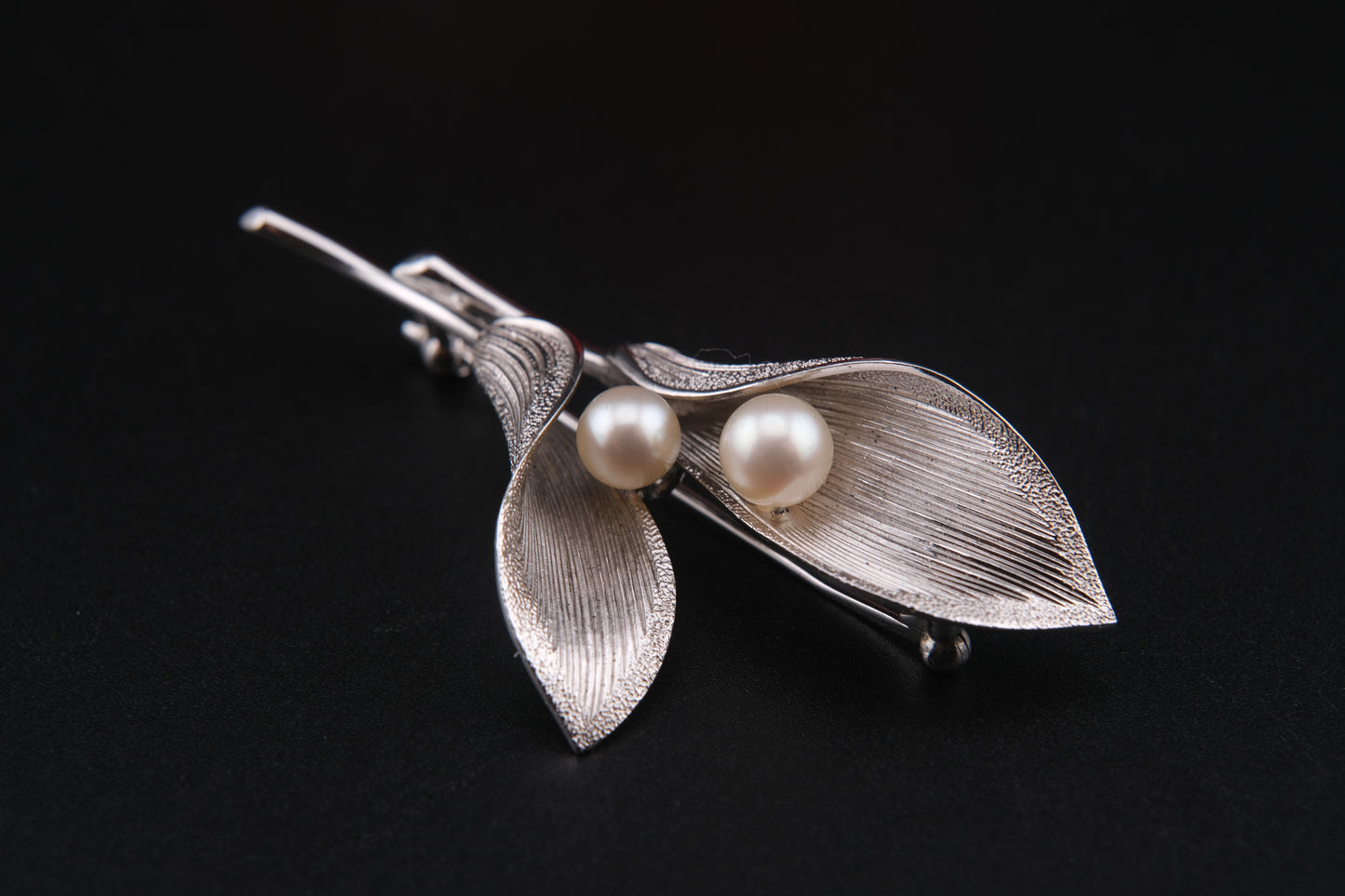Vintage Mikimoto Sterling Silver Calla Lily Brooch with Cultured Akoya