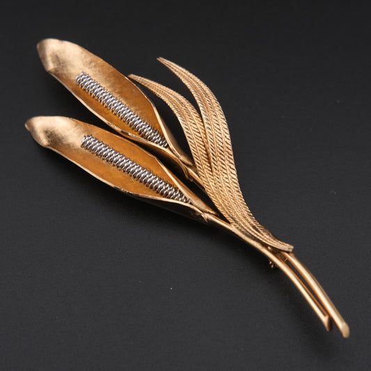 Vintage Coro Gold-Tone Cattail Brooch – Elegant Mid-Century Botanical Design