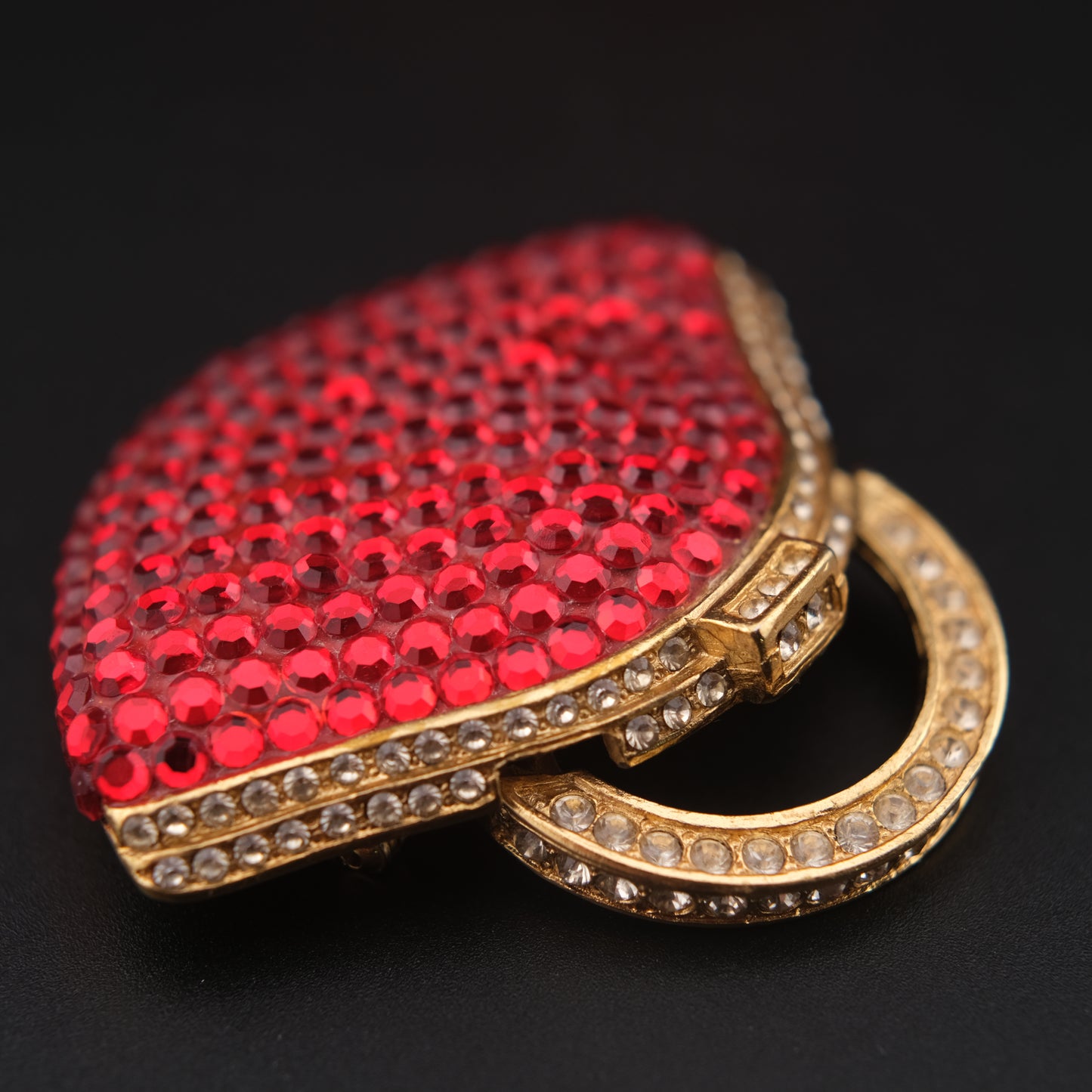 Vintage Signed TARA Red Clutch Bag Brooch: