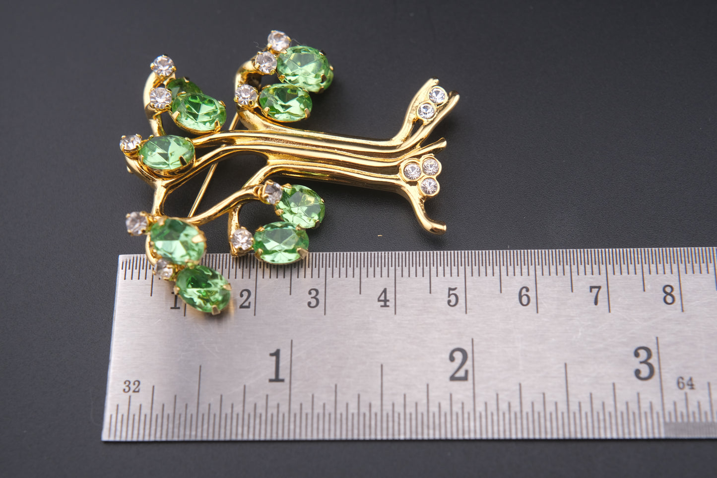 š³ Vintage Signed KJL Green Tree Brooch ā Gold-Tone with Emerald Green & Clear Crystal Rhinestones ā Kenneth Jay Lane Statement Jewelry