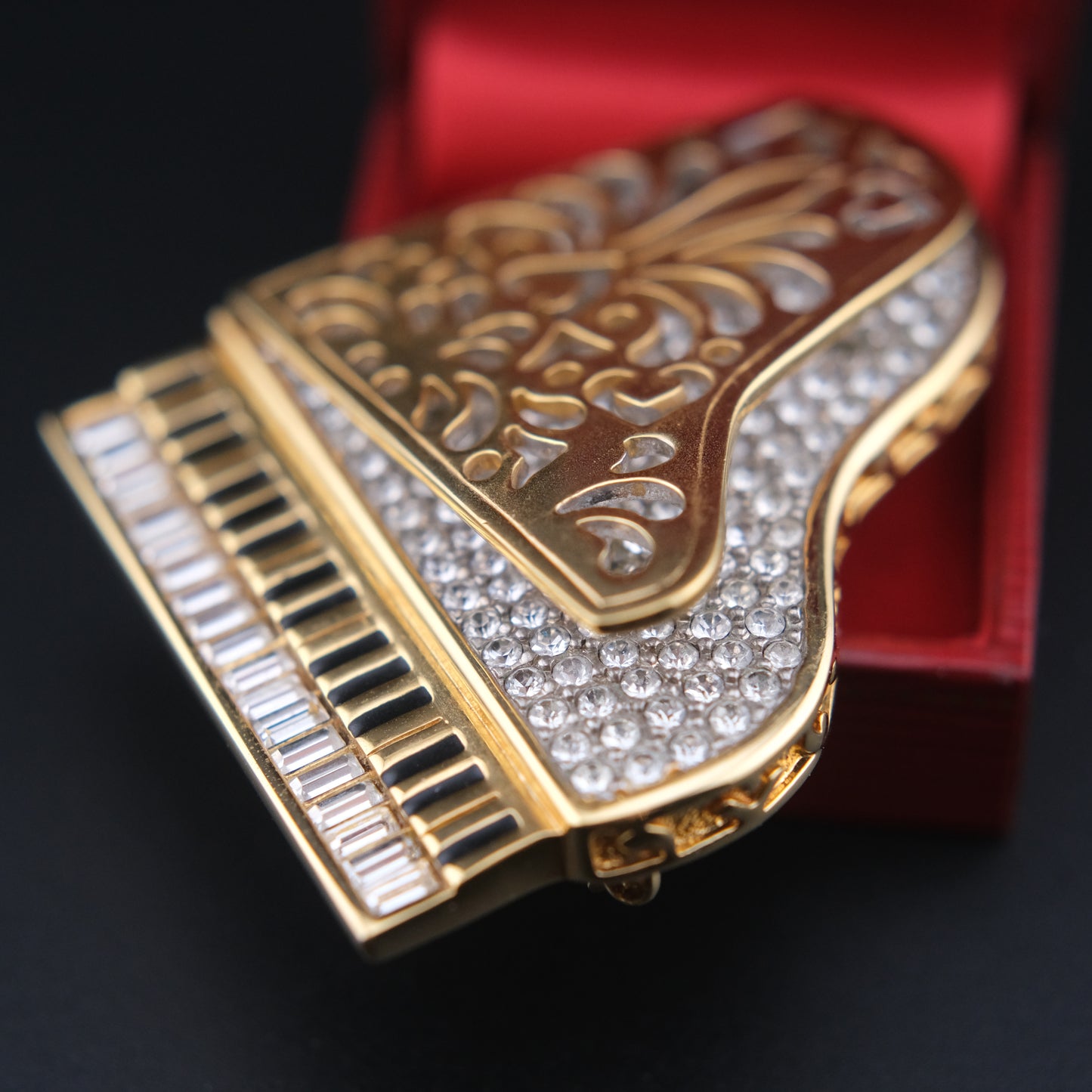 Swarovski Grand Piano Brooch – Gold-Tone with Crystal Accents