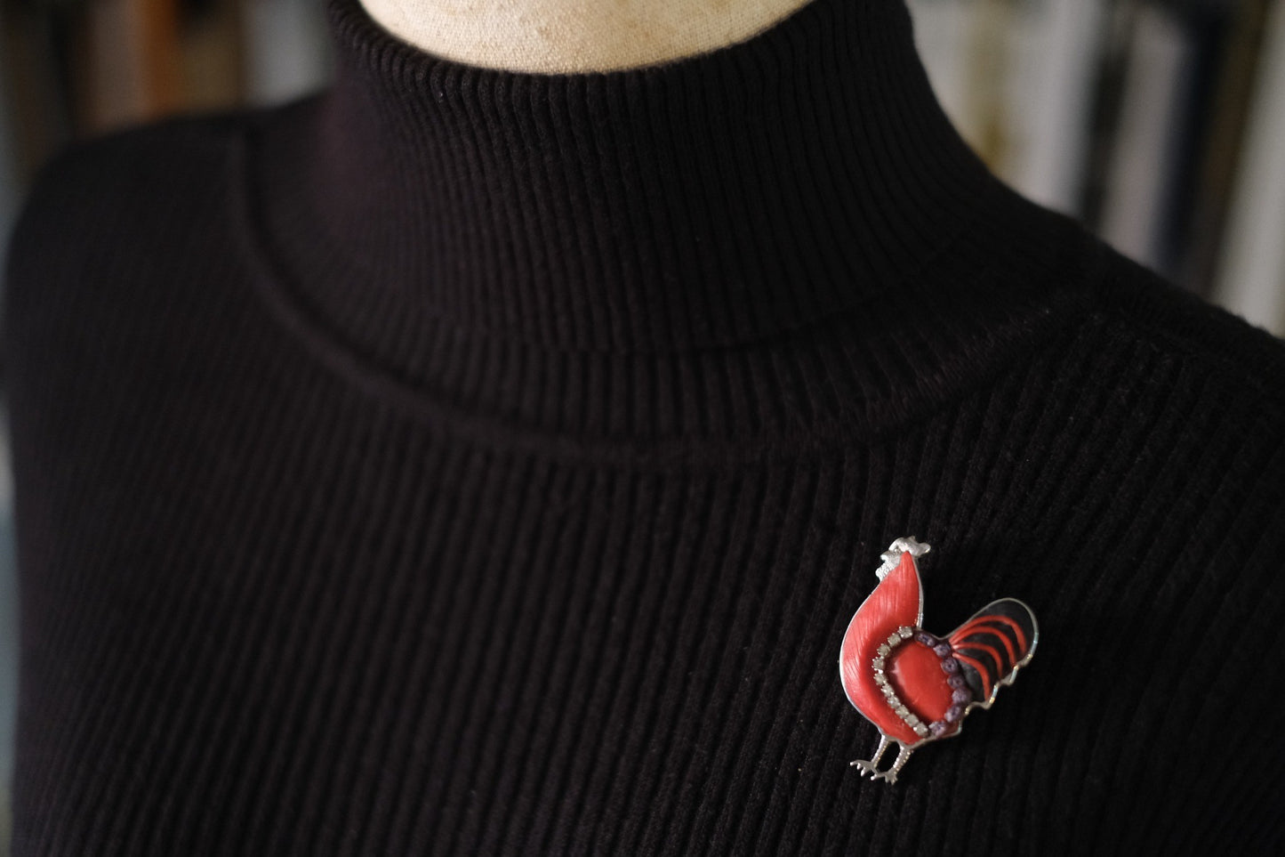 Vintage Rooster Brooch – Red Resin, Glass & Rhinestones – Silver-Tone Metal