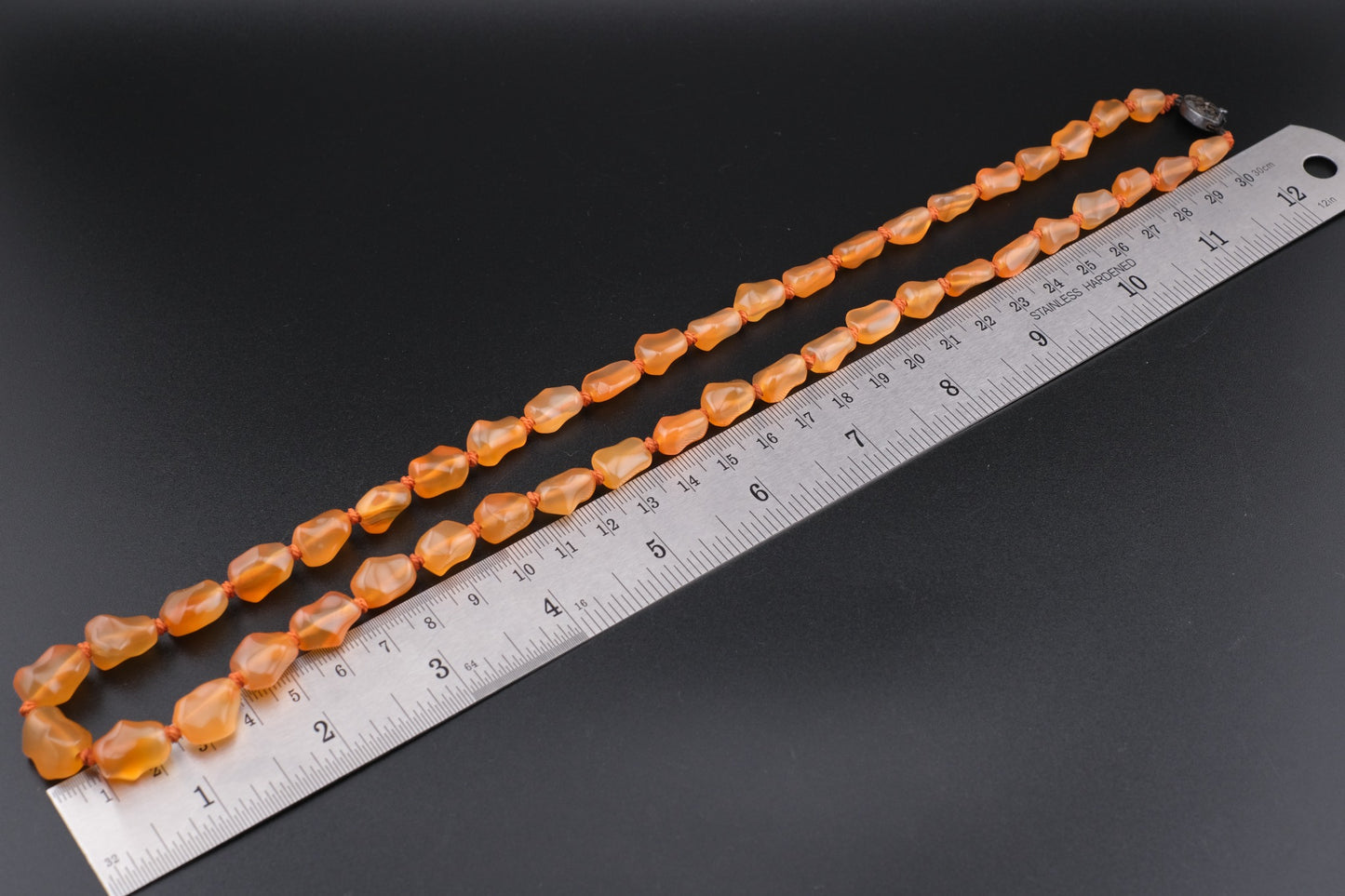 ✨ Chinese Vintage Carnelian Necklace – Hand-Knotted Natural Gemstone with Silver Filigree Clasp ✨