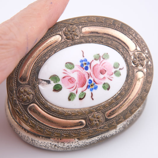 Vintage Hand-Painted Porcelain Floral Powder Compact – Oval Metal Mirror Case