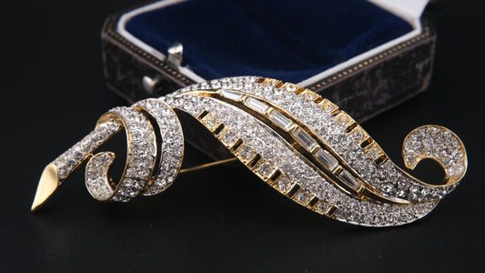 Vintage Nina Ricci Paris Leaf Brooch – Gold-Tone with Clear Round & Baguette Rhinestones