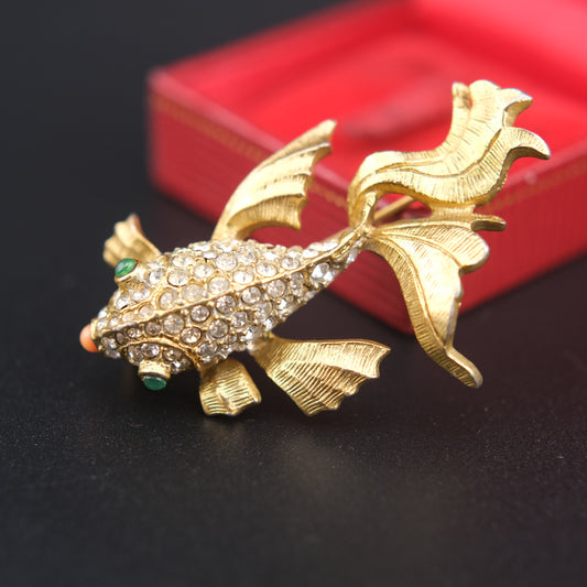 ❤️ Vintage Sphinx Gold-Tone Crystal Fish Brooch | Pavé Rhinestone | Excellent Condition ❤️