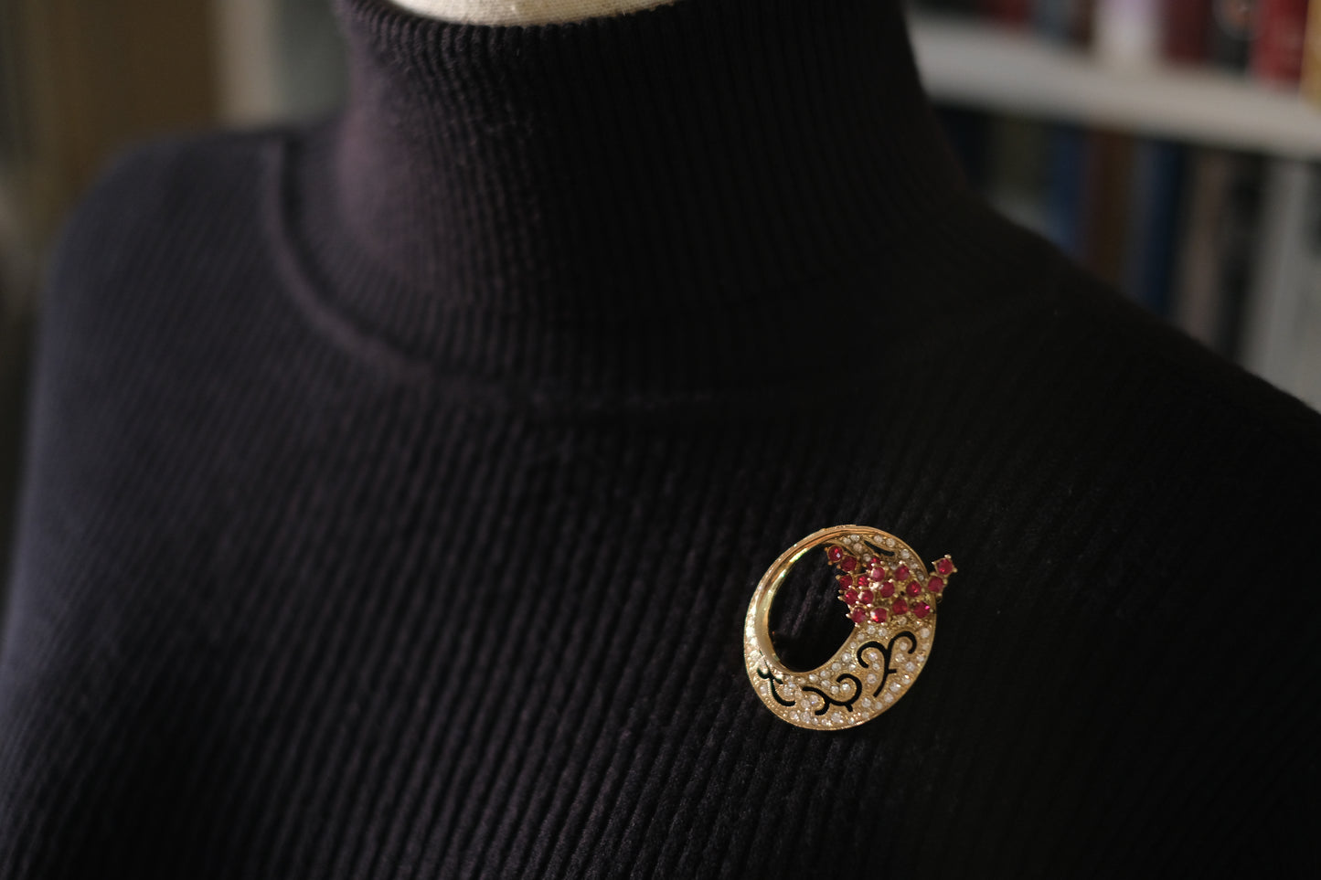 Vintage Attwood & Sawyer Ruby & Crystal Floral Brooch – Gold-Tone Circular Design