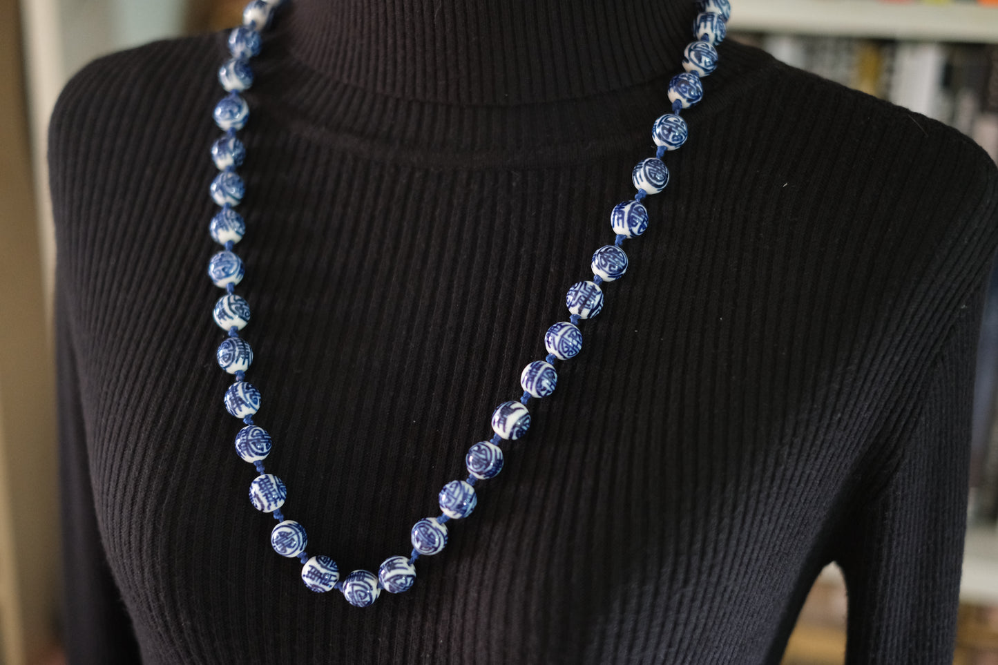 Vintage Chinese Porcelain Bead Necklace – Hand Painted Blue & White