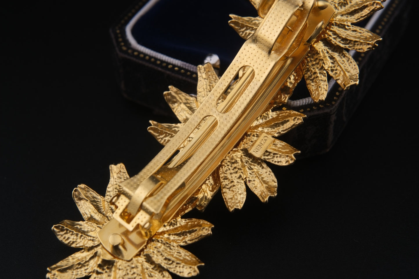 Kenzo Gold-Tone Floral Hair Clip – Triple Bloom Design, Made in Japan