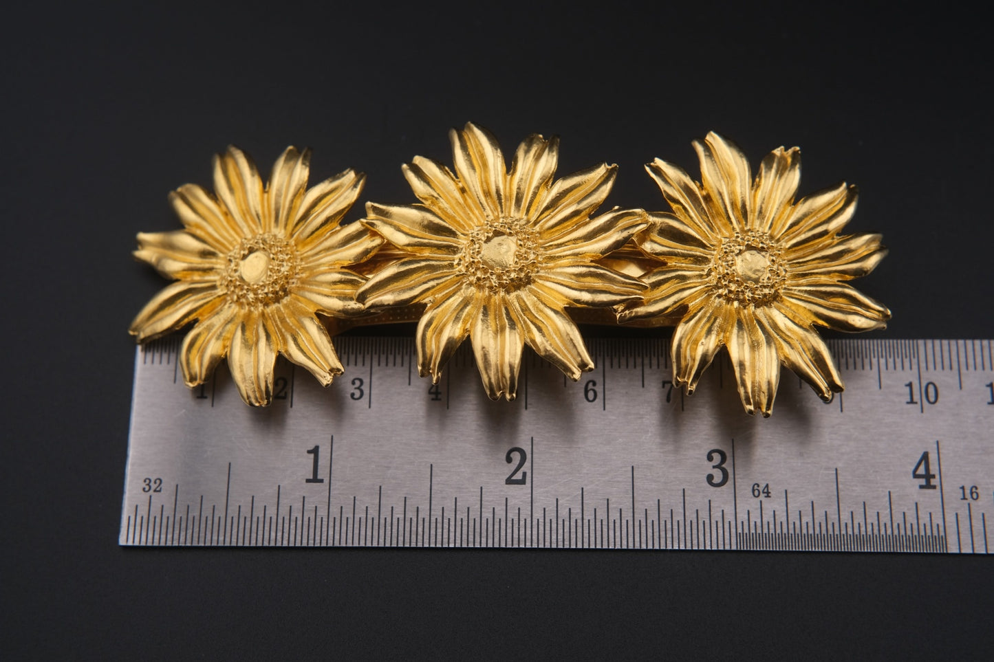 Kenzo Gold-Tone Floral Hair Clip – Triple Bloom Design, Made in Japan