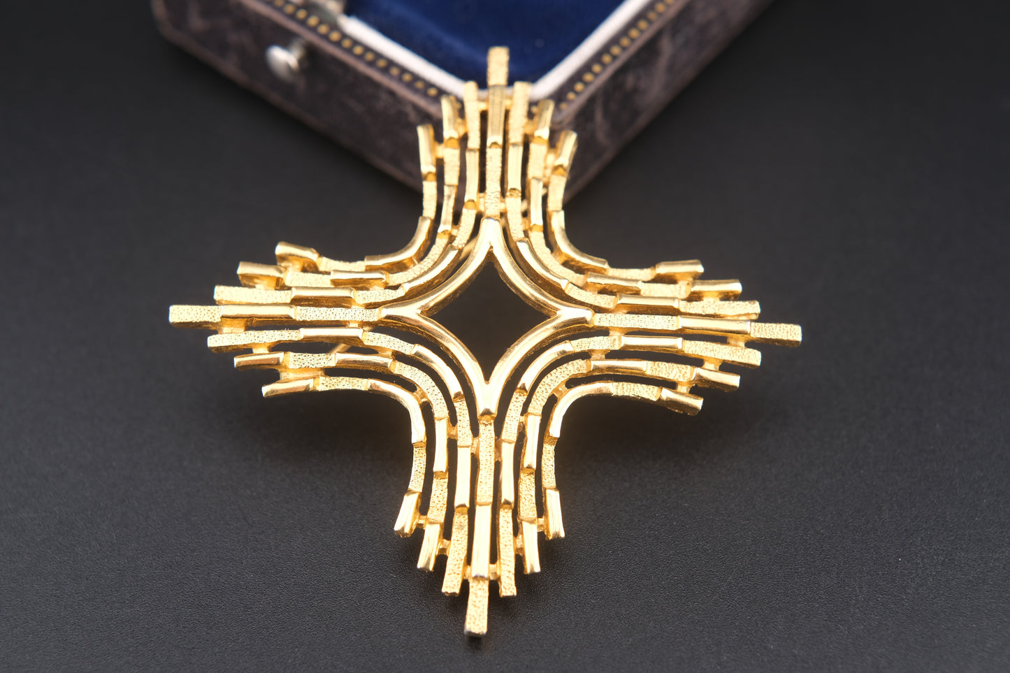 Crown Trifari Maltese Cross Brooch – Gold-Tone Modernist Design