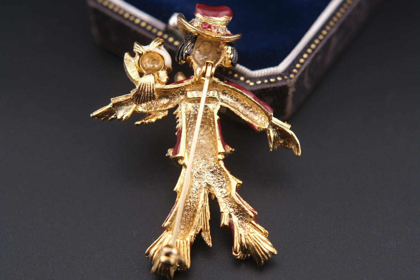 Vintage Sphinx A1839 Straw Man Clown Joker Figural Brooch