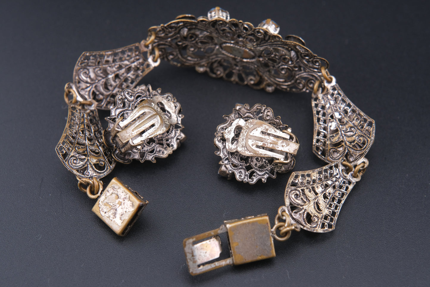 Vintage German Floral Bracelet & Earrings Set – Blue Rhinestones & Enamel on Silver-Tone Filigree Metal (1950s)