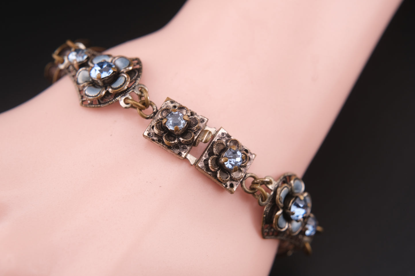 Vintage German Floral Bracelet & Earrings Set – Blue Rhinestones & Enamel on Silver-Tone Filigree Metal (1950s)