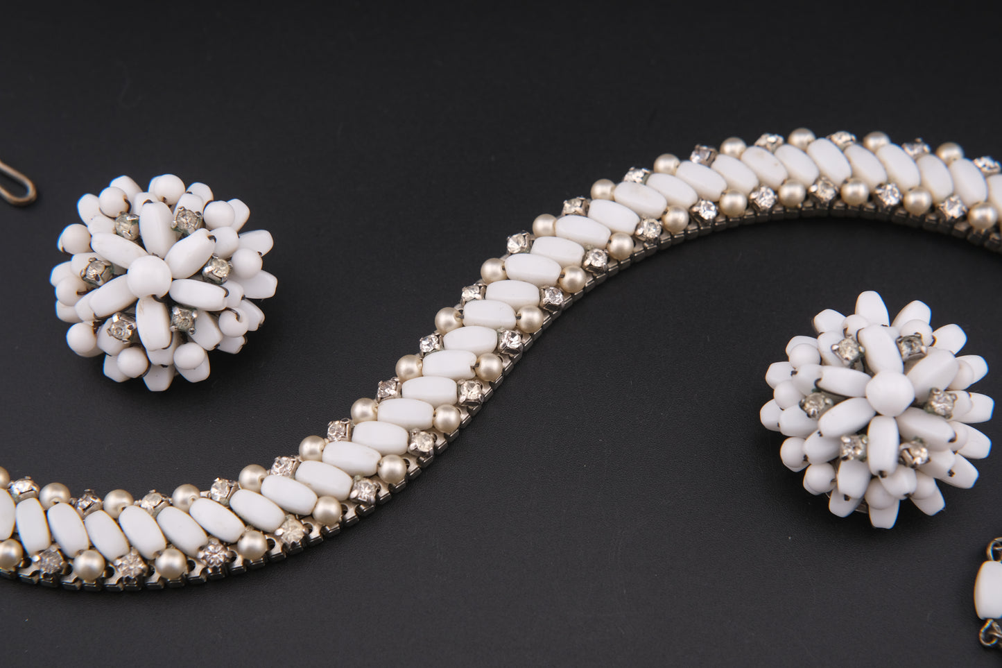Vintage White Beads & Rhinestones Jewelry Set – Necklace & Clip-On Earrings Add a touch of timele
