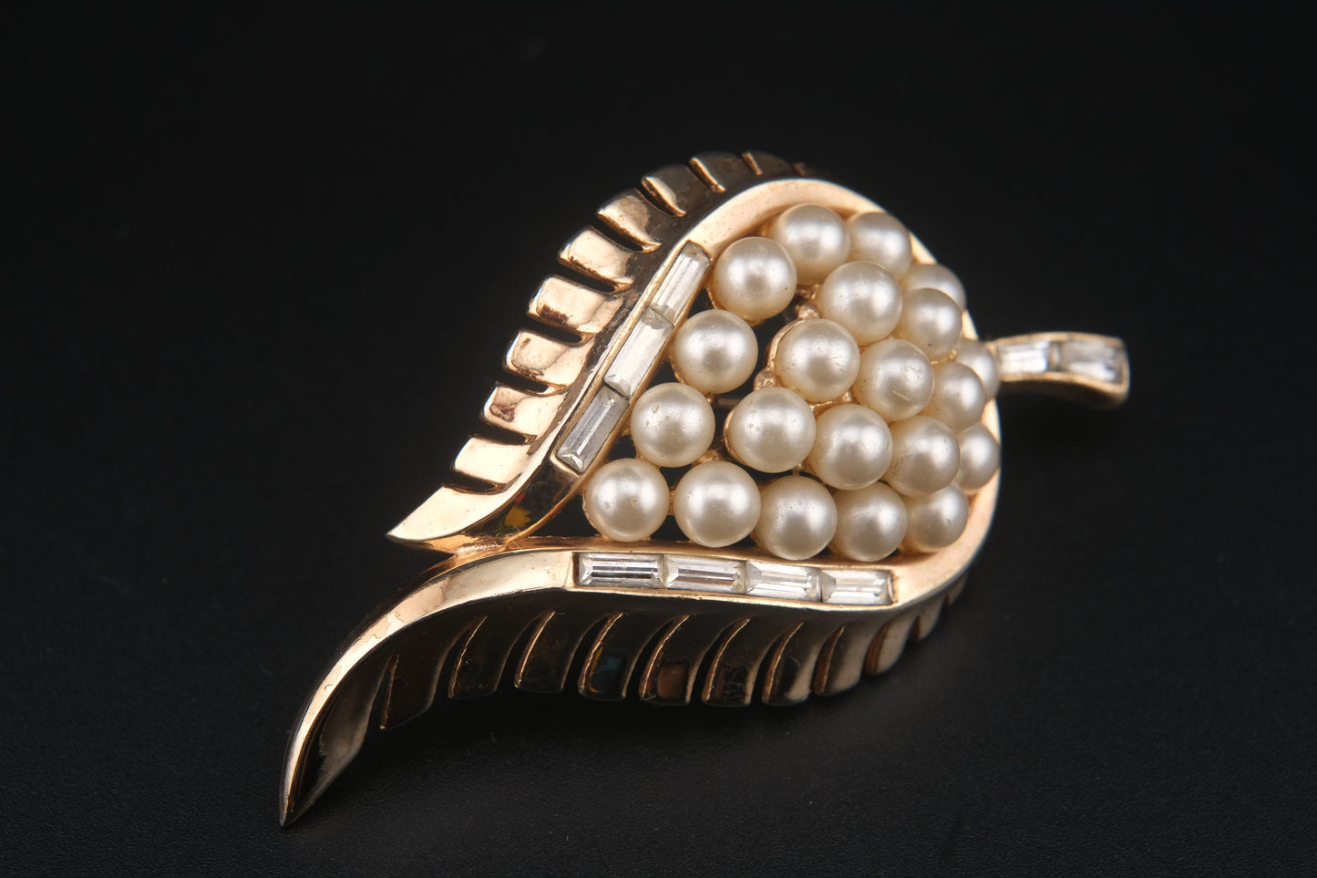 Vintage Crown Trifari Leaf Brooch – Faux Pearl & Baguette Rhinestone Cluster in Gold-Tone