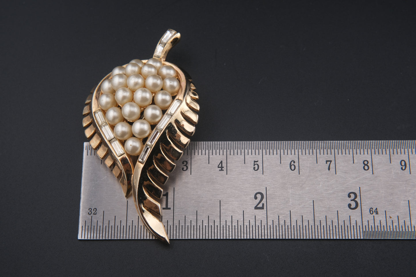 Vintage Crown Trifari Leaf Brooch – Faux Pearl & Baguette Rhinestone Cluster in Gold-Tone