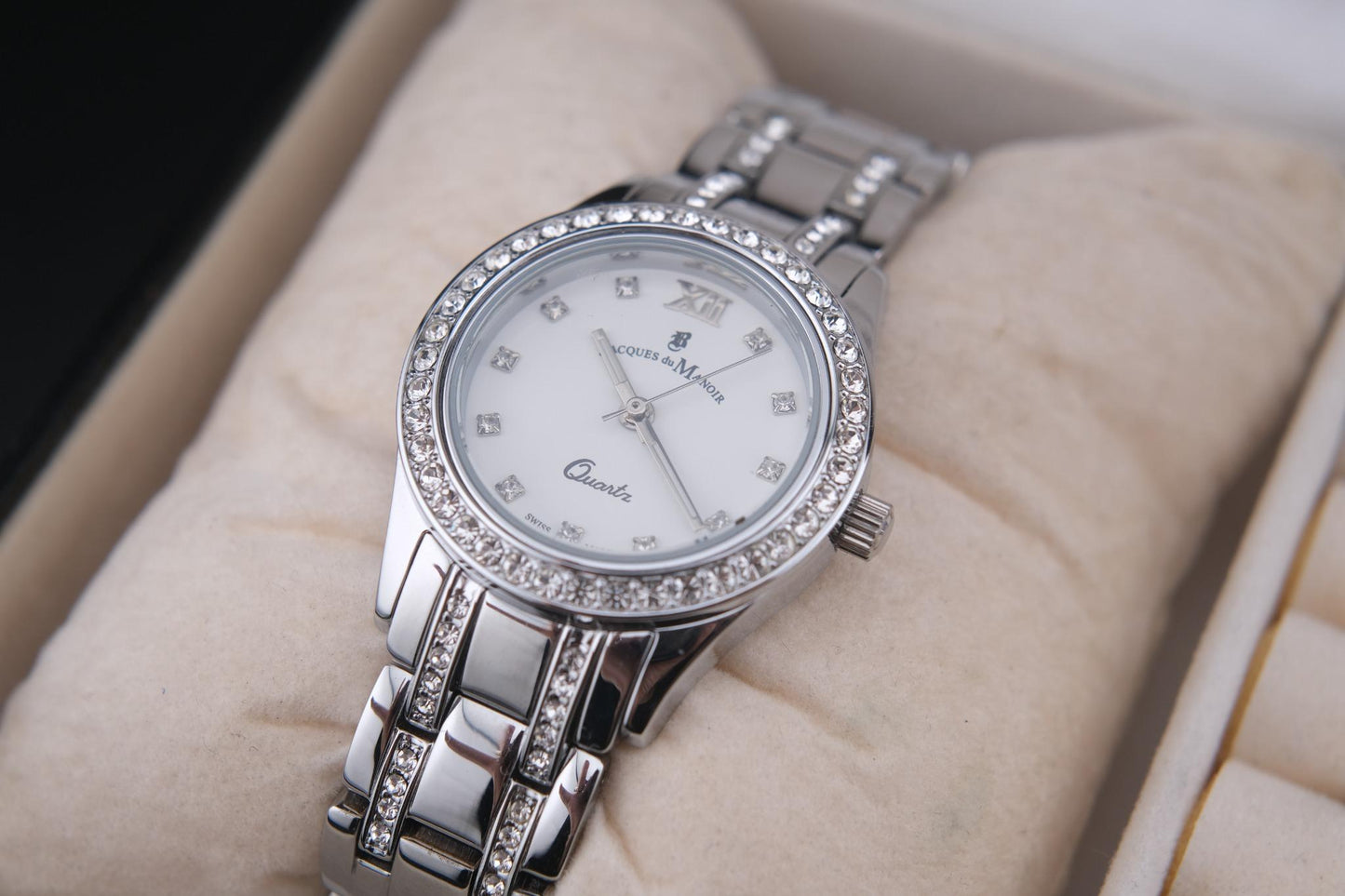 Jacques du Manoir ROYAL Women’s Silver-Tone Watch with 3 Interchangeable Bezels