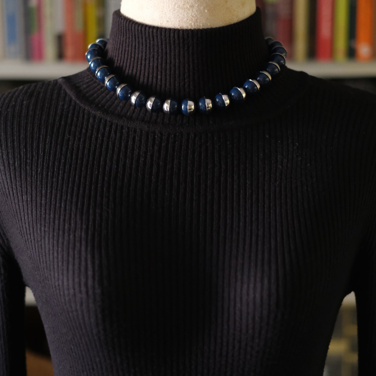❤️ Vintage Lui Chantant Blue Bead Necklace Silver Tone Half-Capped Beads 16”