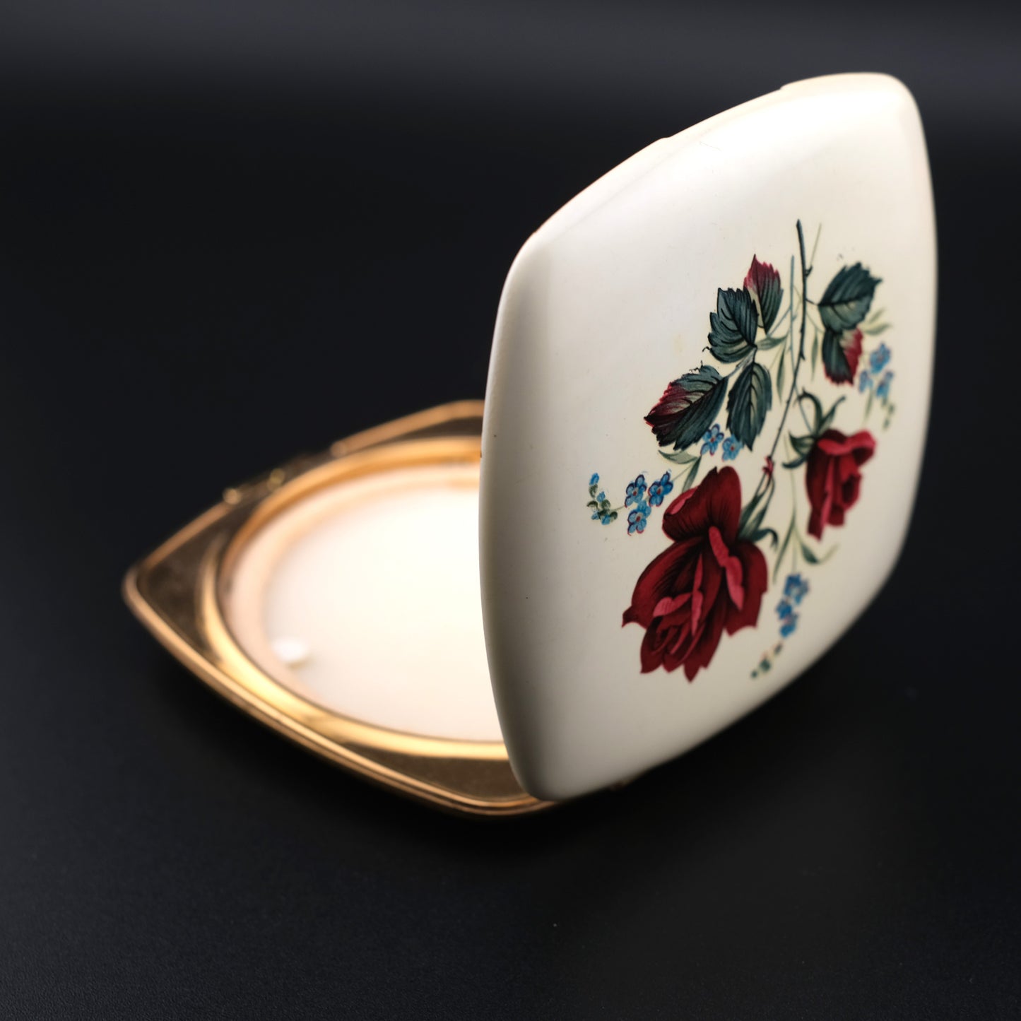 Vintage 1950s Melissa Made in England brass Compact for Powder with Floral