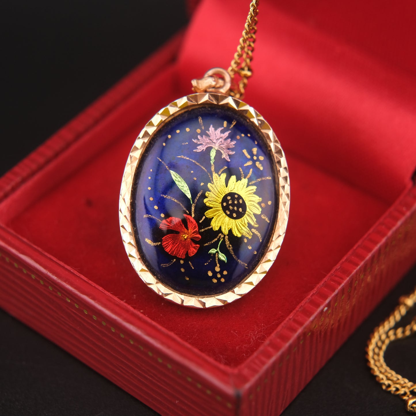 Vintage J. Tanvier Blois Hand-Painted Floral Pendant Necklace – French Enamel Art on Gold-Tone Chain
