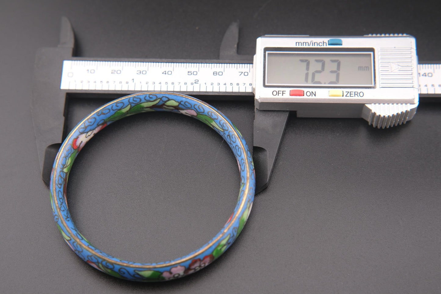 Vintage Chinese Cloisonné Floral Bangle Bracelet – Blue Enamel