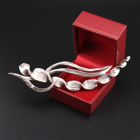 Vintage Signed "Delphine Nardin Paris" silver-tone hammered metal brooch