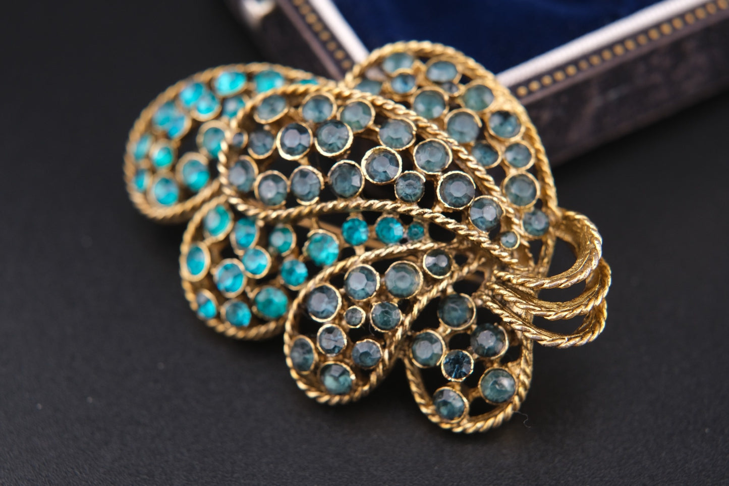 Vintage Kramer of New York Style Forest Leaf Brooch with Emerald Green Rhinestones (1970s)