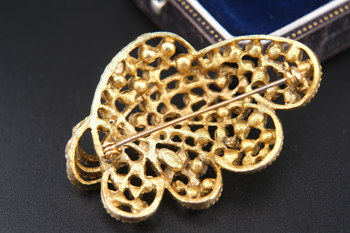 Vintage Kramer of New York Style Forest Leaf Brooch with Emerald Green Rhinestones (1970s)