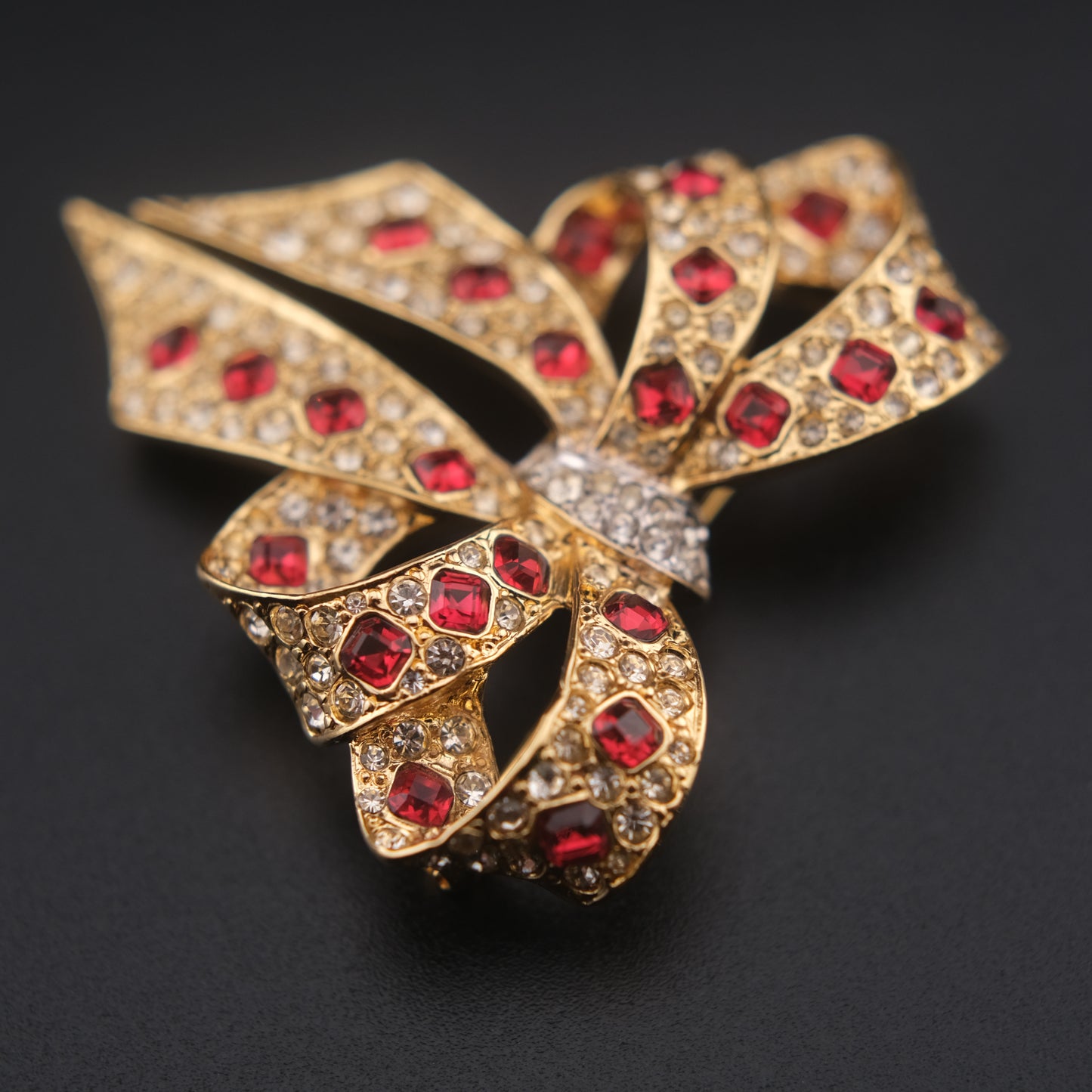 Nina Ricci Bow Brooch – Gold-Tone with Red and Clear Crystals