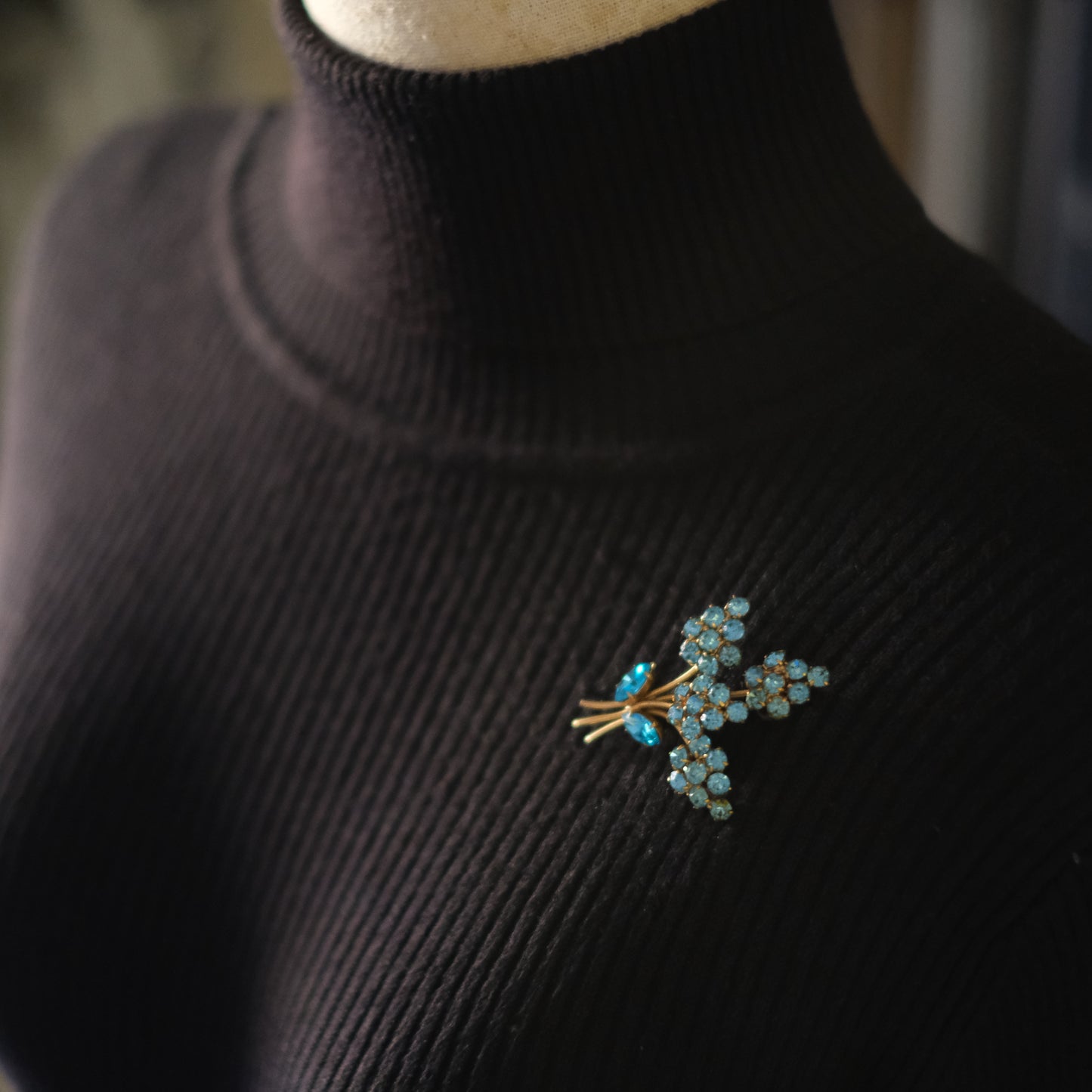 Vintage Blue Rhinestone Flower Bouquet Brooch – Gold Tone, 2 x 1.5 in