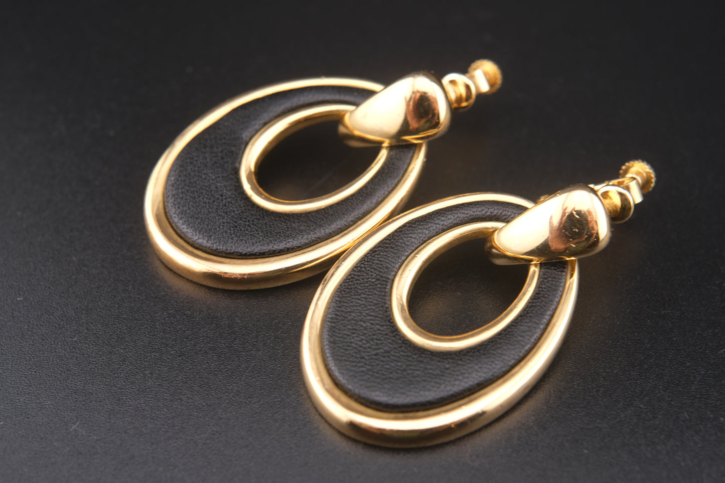 Vintage Hanae Mori Black Leather & Gold Oval Clip-On Earrings – 1980s Japanese Designer Jewelry
