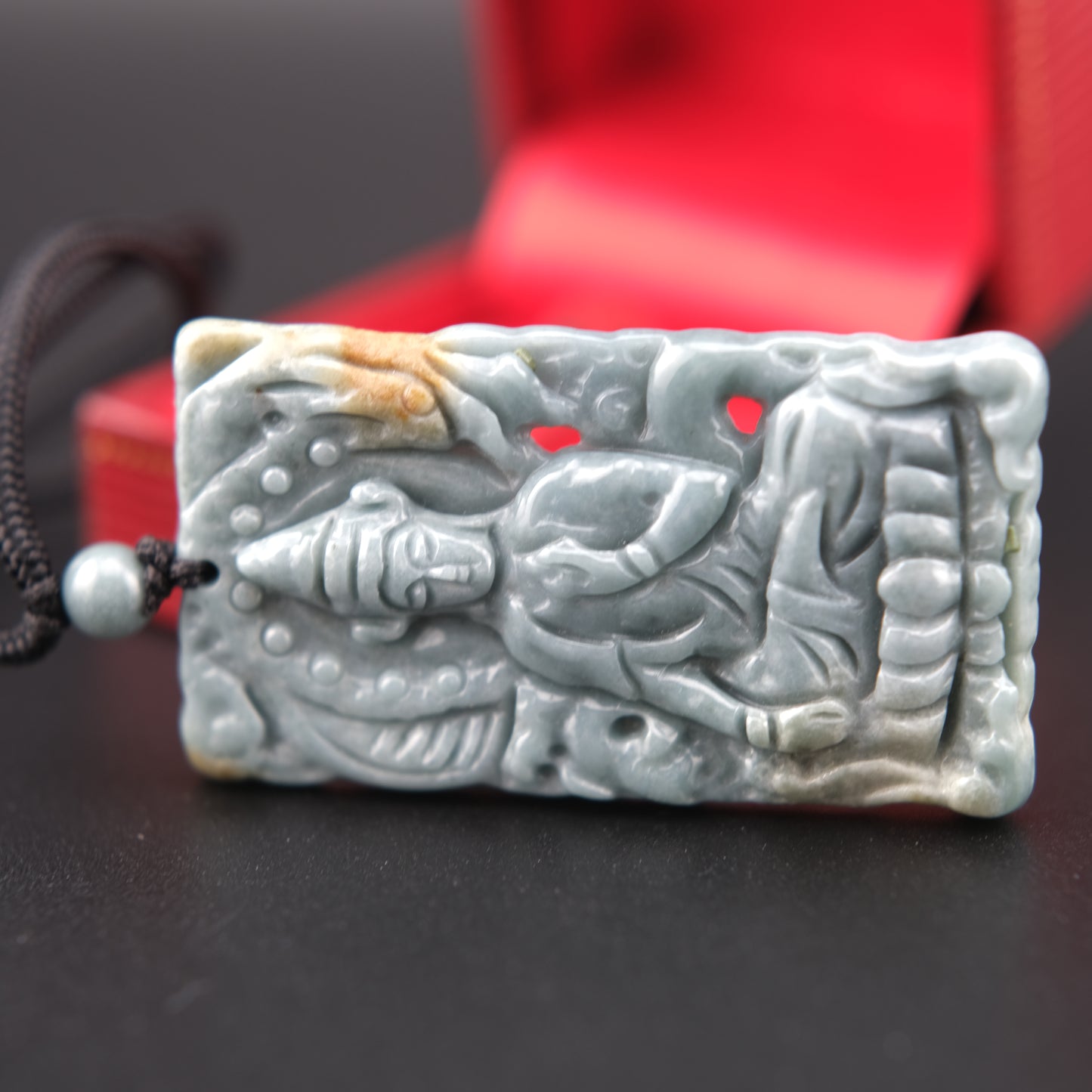Vintage Hand-Carved Jade Buddha Pendant Necklace – Spiritual Thai-Style Design
