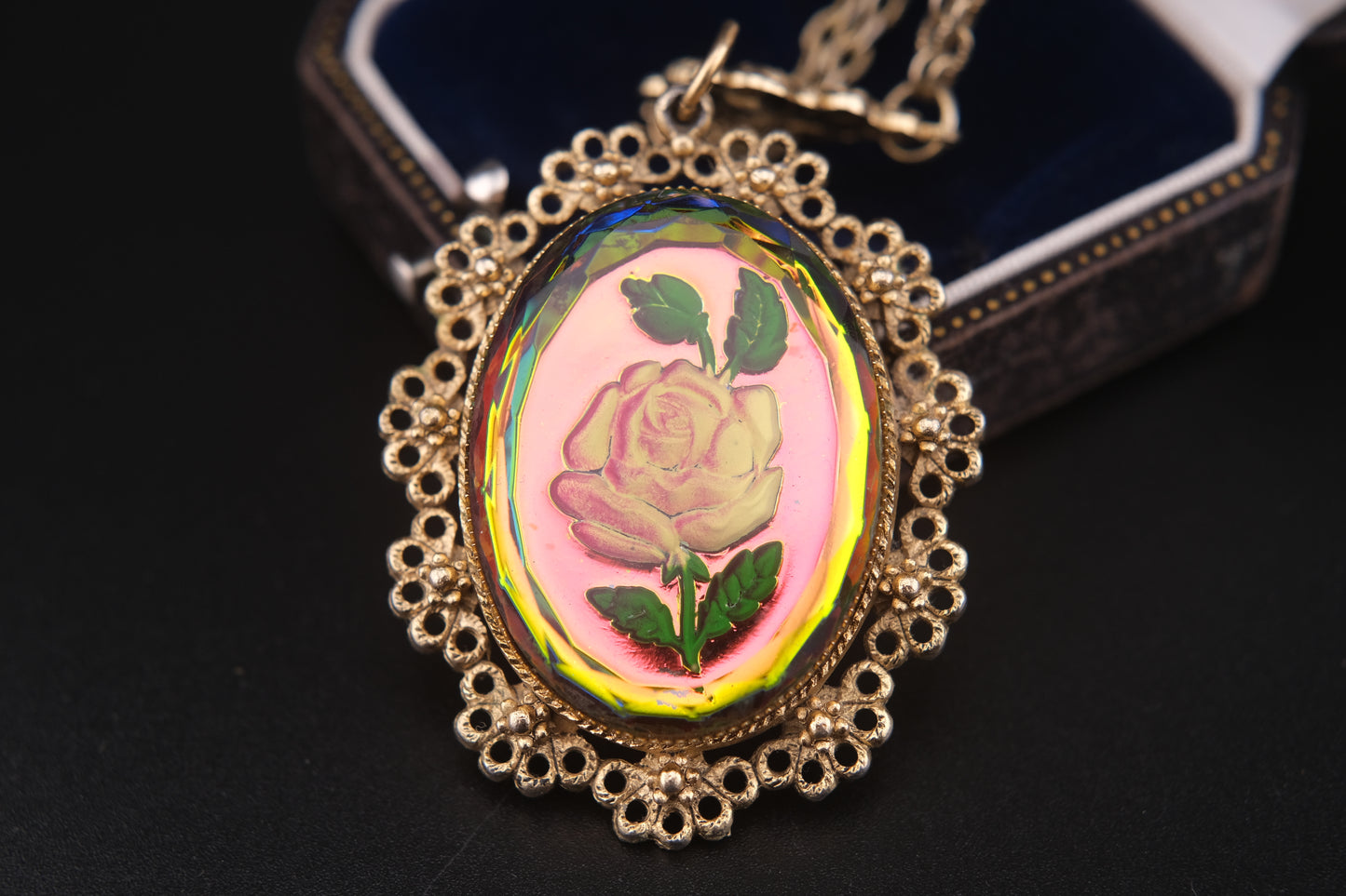Vintage Reverse Carved Glass Rose Pendant Necklace – Iridescent Pink Floral Statement Jewelry, 26" Chain