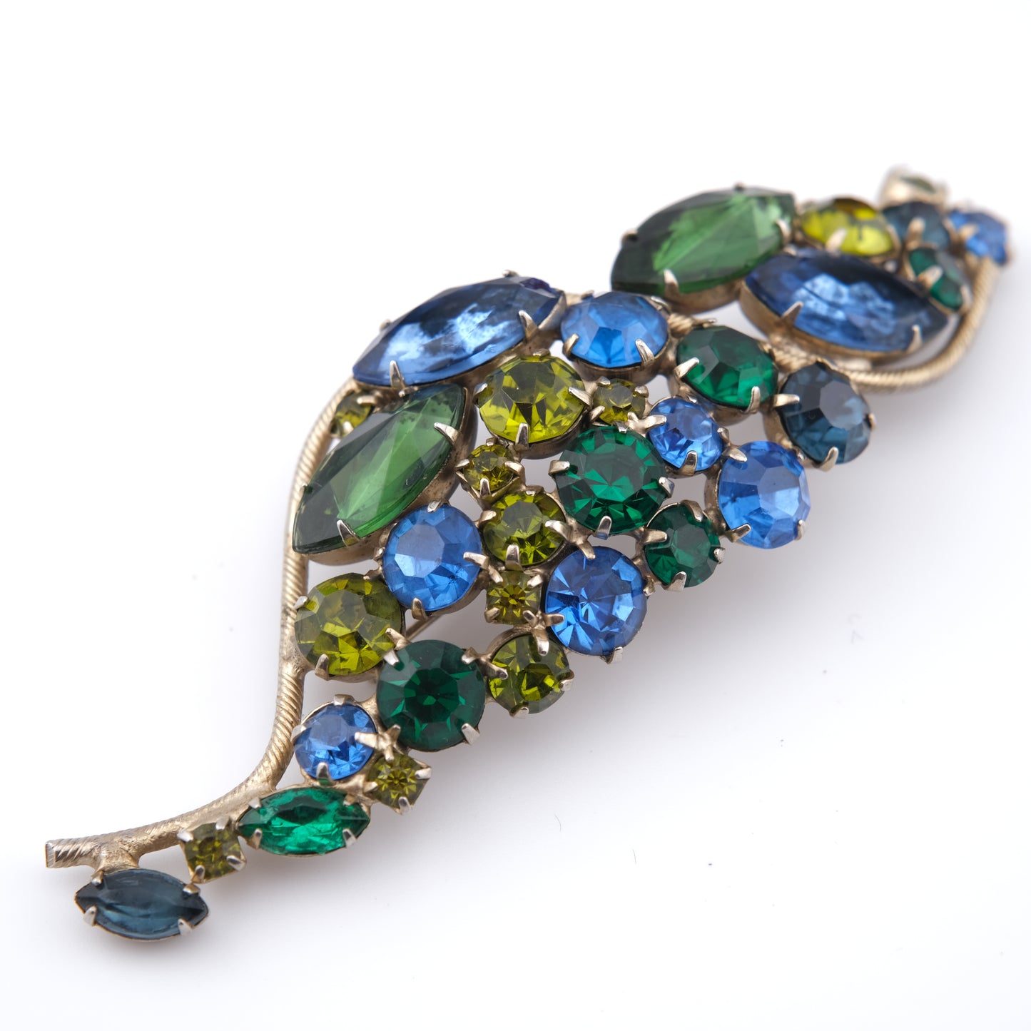 Dramatic 1950s Royal Blue, Olivine & Emerald Green Rhinestone Statement Brooch – 4" Long, Unsigned Mid-Century Beauty