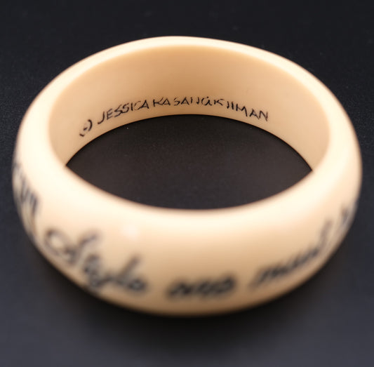 ❤️ Jessica Kagan Cushman Resin Quote Bangle “Fashion can be bought, style one must possess.”