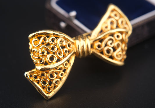 Vintage Rykiel Gold-Tone Filigree Bow Brooch – 1980s French Designer Jewelry