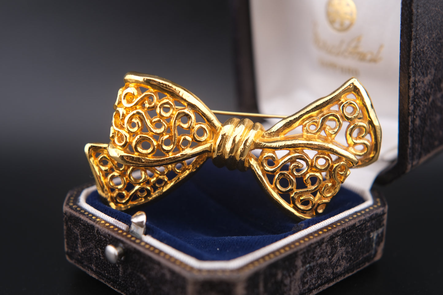 Vintage Rykiel Gold-Tone Filigree Bow Brooch – 1980s French Designer Jewelry