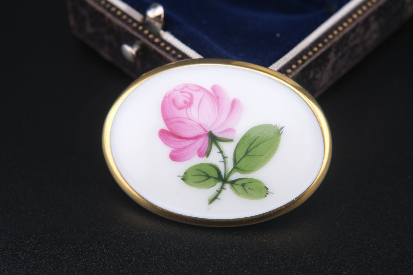 Vintage Augarten Wien Porcelain Rose Brooch – Hand-Painted Floral Oval Pin