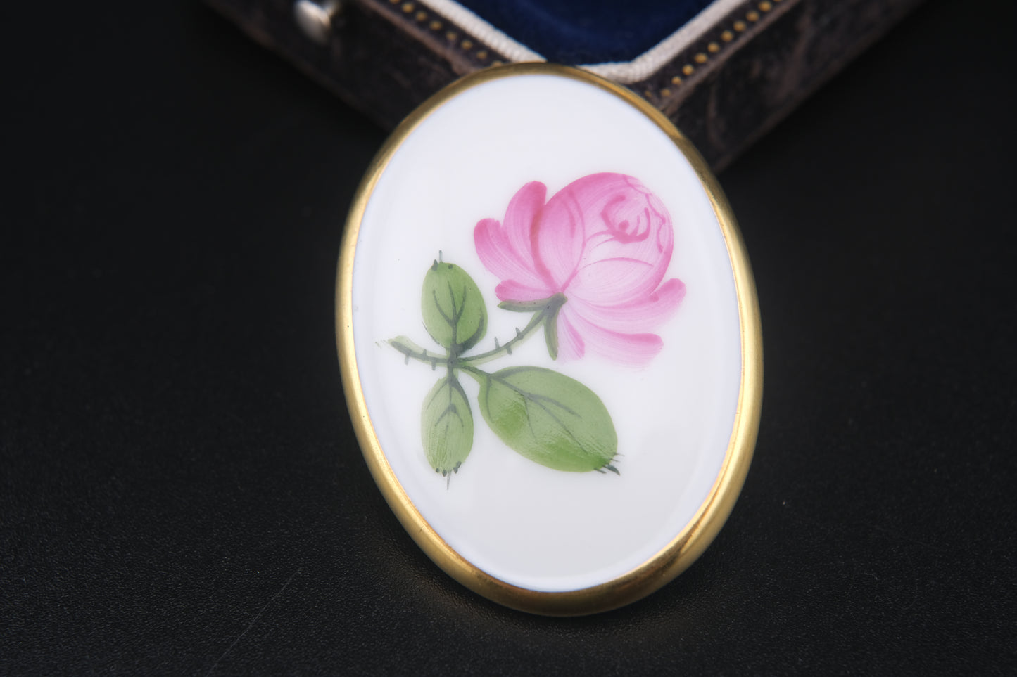 Vintage Augarten Wien Porcelain Rose Brooch – Hand-Painted Floral Oval Pin