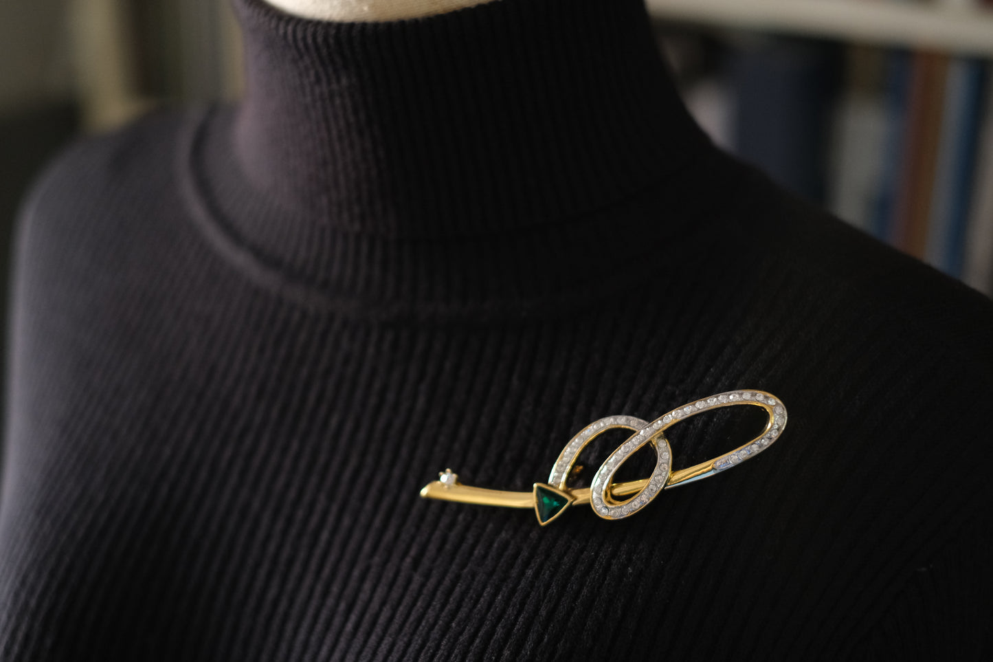 Vintage Leilian Spiral Arrow Brooch – Gold Tone with Clear & Green Crystals