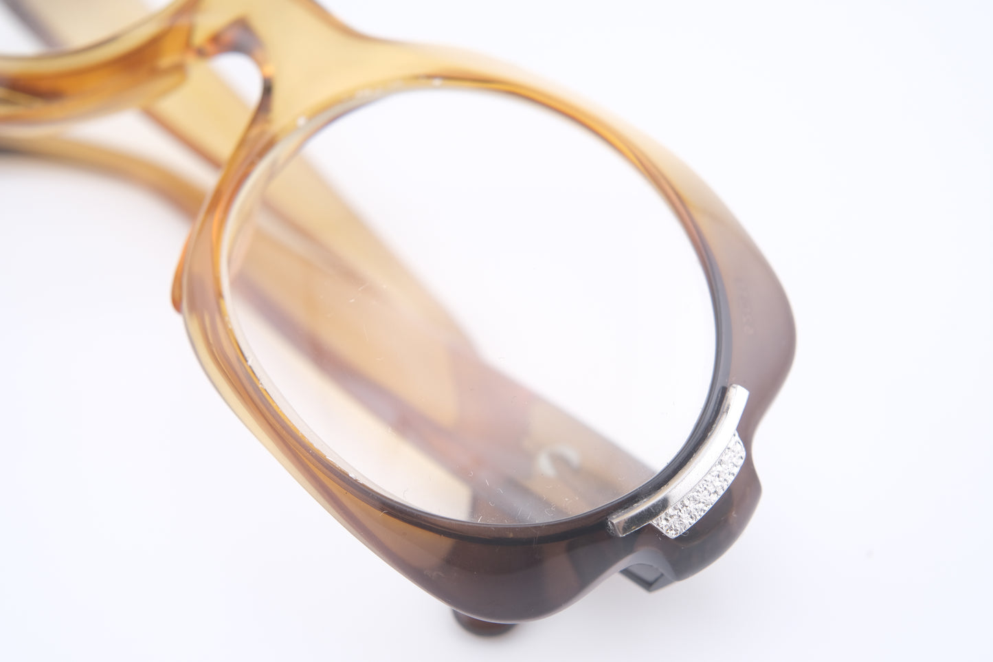 Vintage Serge Kirchhofer Mod. 92 Oval Eyeglasses – Amber Gradient Acetate – 52□19 140
