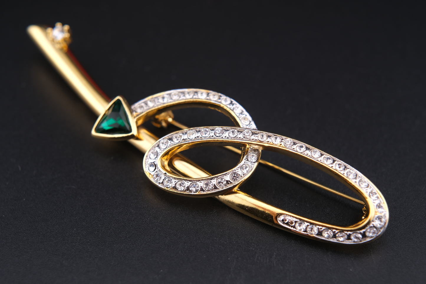 Vintage Leilian Spiral Arrow Brooch – Gold Tone with Clear & Green Crystals