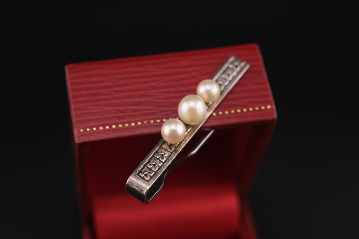 Vintage Sterling Silver Tie Clip – Three Genuine Pearls with Engraved Design